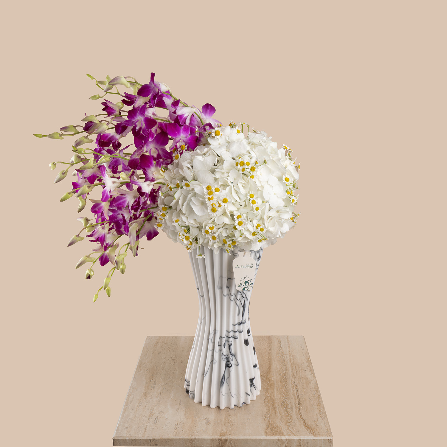 Enchanting Beauty Premium Vase Enchanting Beauty Premium Vase