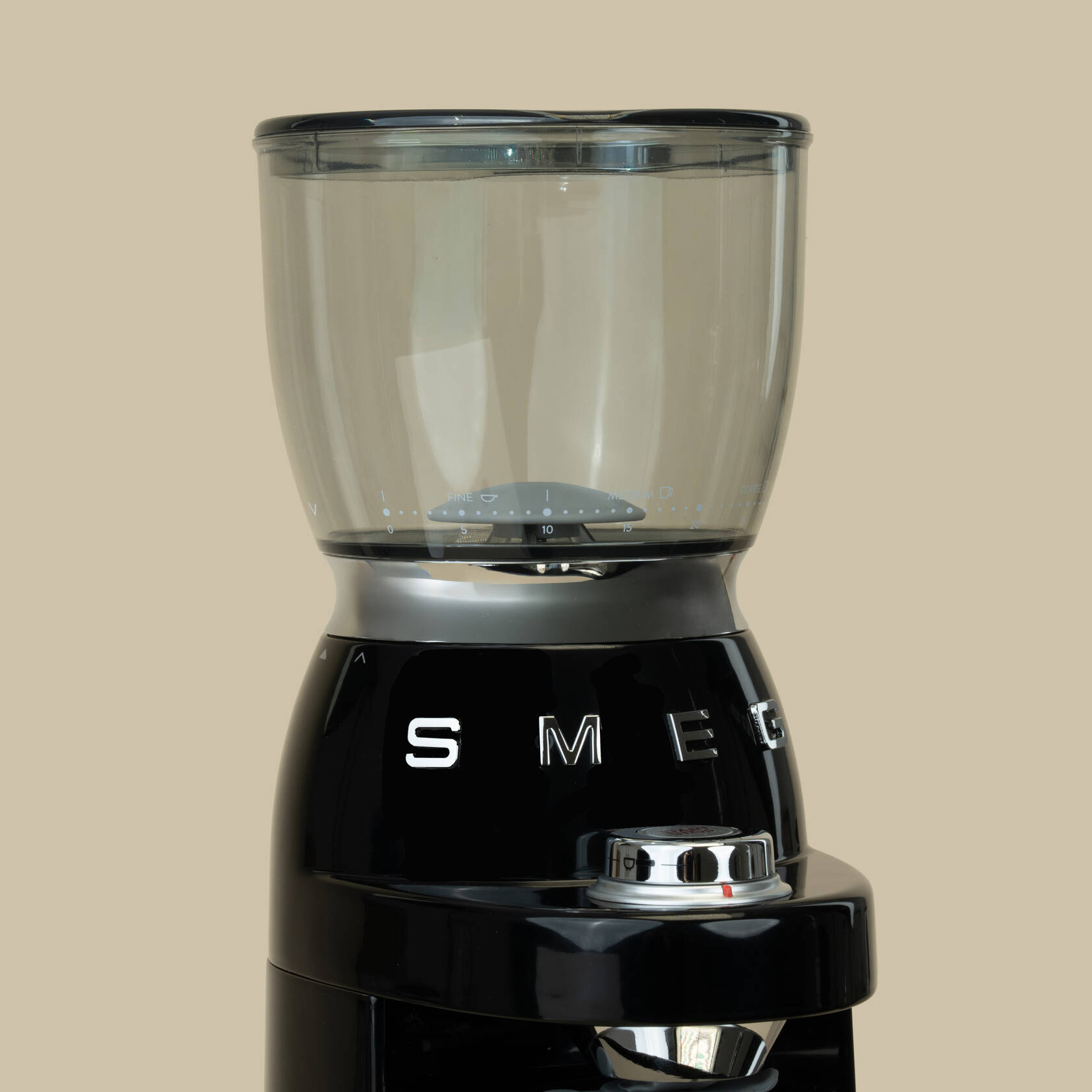 Smeg 50's Retro Style Coffee Grinder Black | Love Vase | Barn’s Black & Espresso Set Smeg 50's Retro Style Coffee Grinder Black | Love Vase | Barn’s Black & Espresso Set