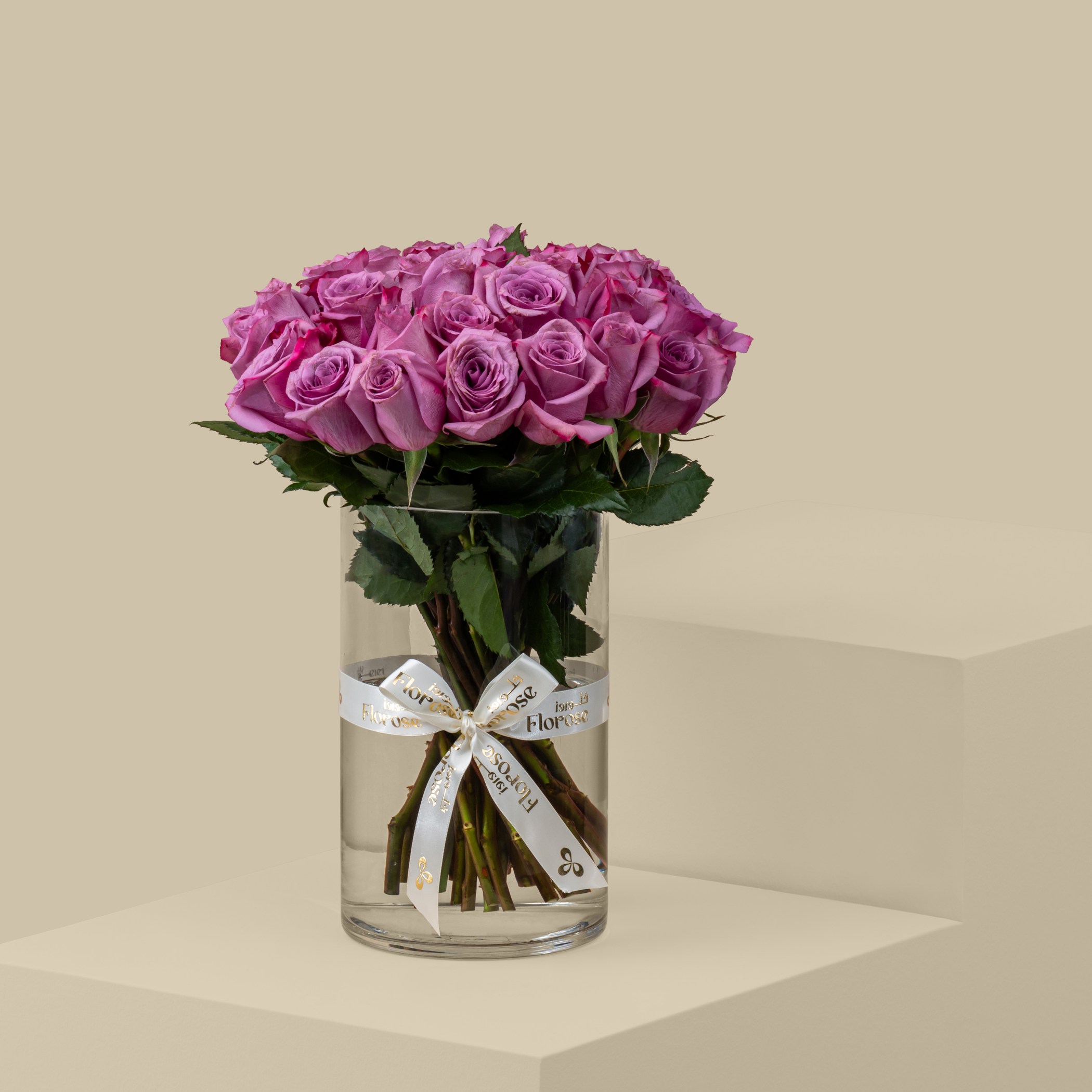 Attractive Rose Vase Purple | 35 Flowers Attractive Rose Vase Purple | 35 Flowers