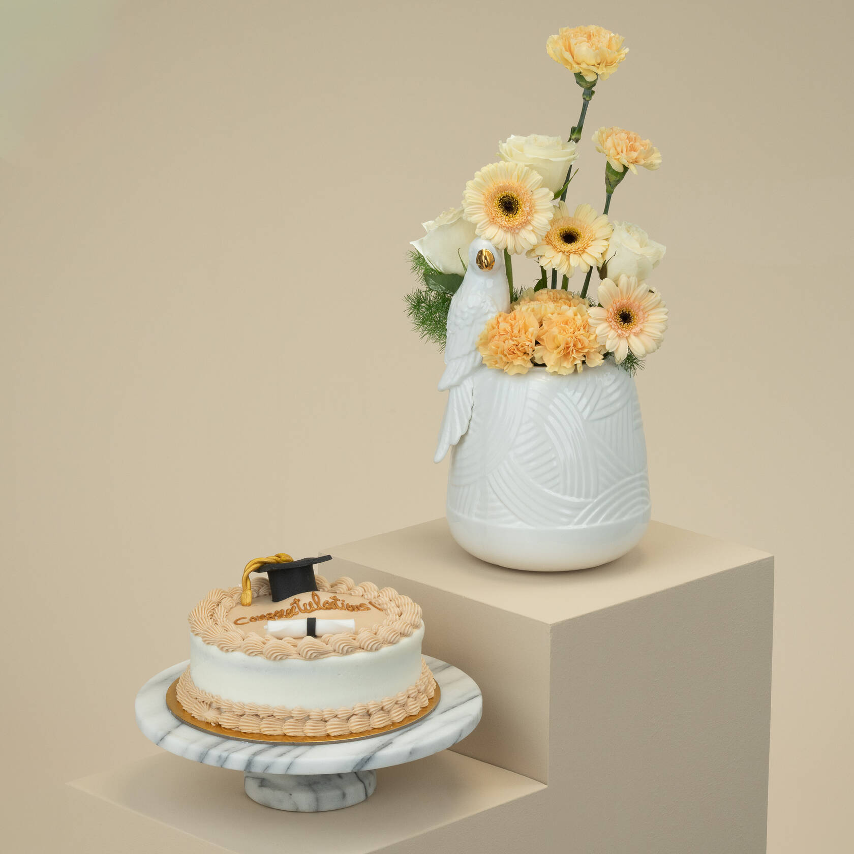 Helen’s Graduation Cake | Vase of Joy Helen’s Graduation Cake | Vase of Joy