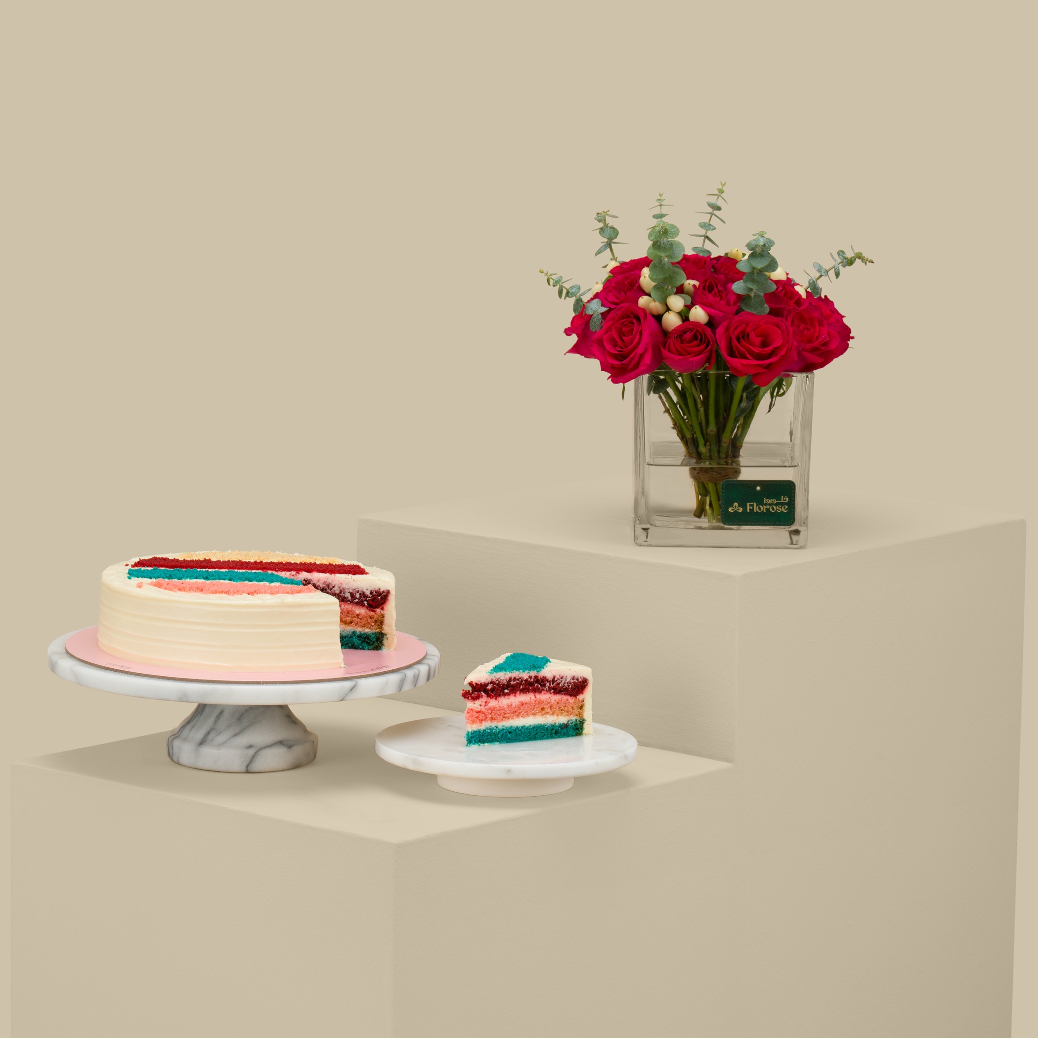 Munch Dream Cake | Gorgeous Fuchsia Square Vase Munch Dream Cake | Gorgeous Fuchsia Square Vase