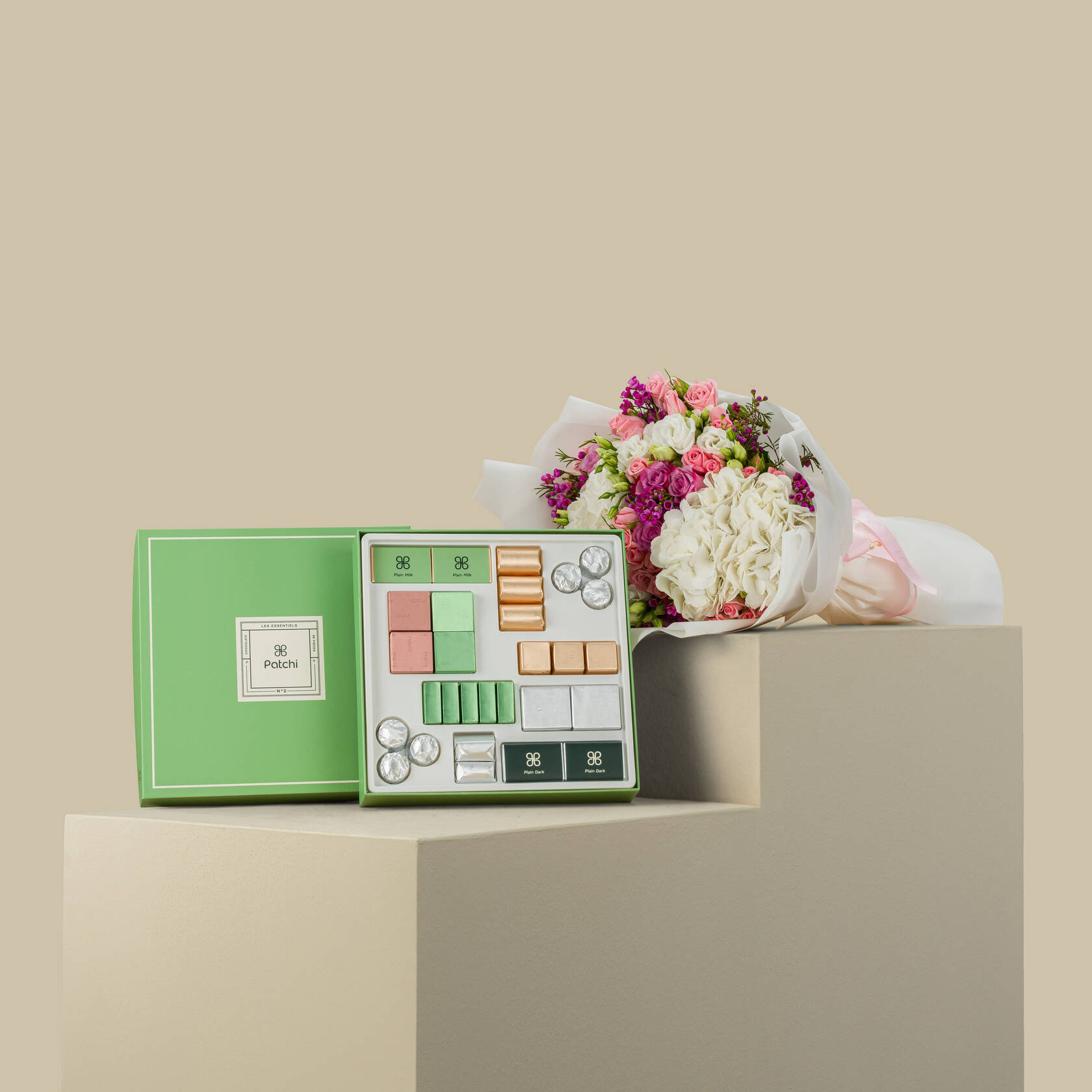 Patchi Essentials Chocolate | Graceful Bouquet Patchi Essentials Chocolate | Graceful Bouquet