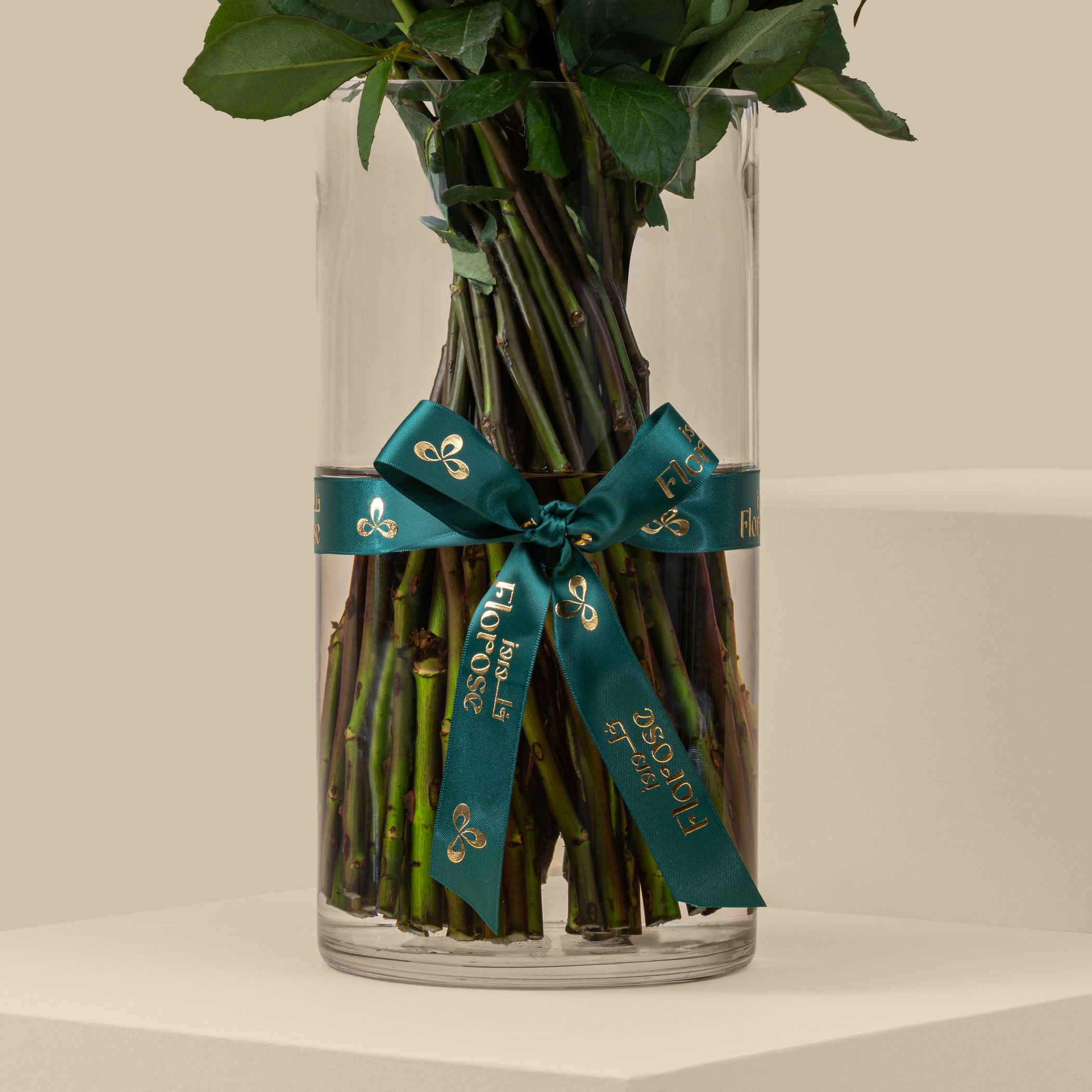 Charming Rose Vase Orange | 50 Flowers Charming Rose Vase Orange | 50 Flowers