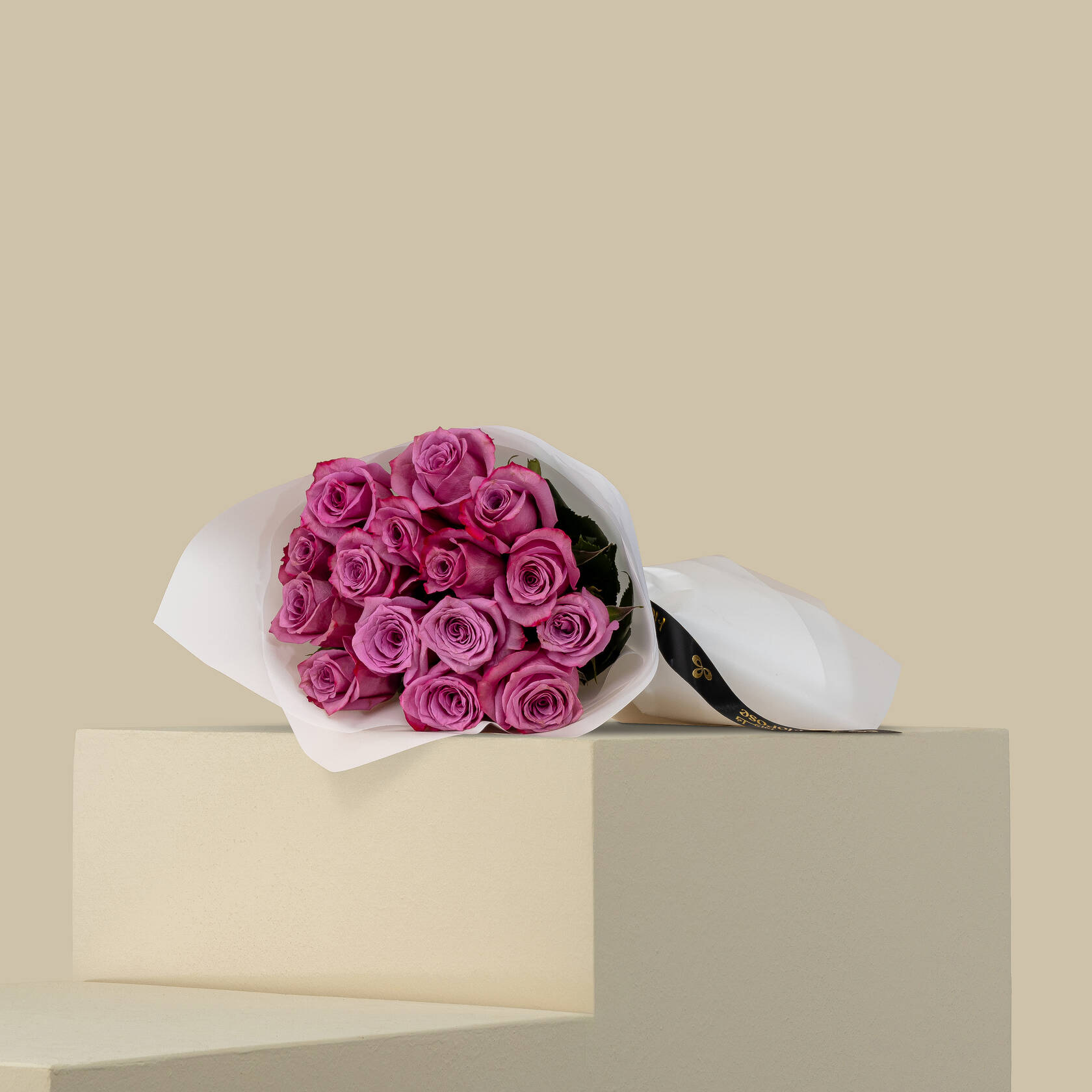Passionate Rose Bouquet Purple | 15 Flowers Passionate Rose Bouquet Purple | 15 Flowers
