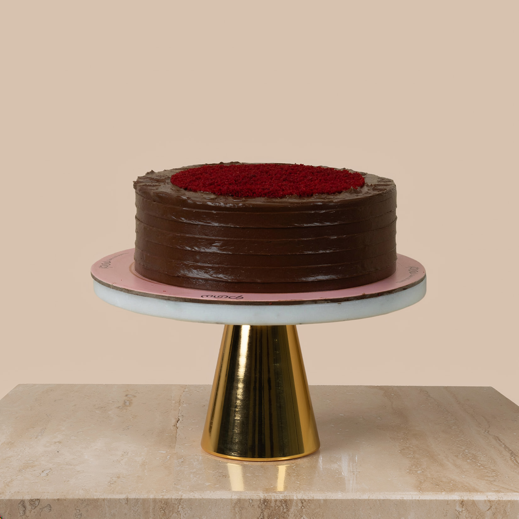 Munch Chocolate Velvet Cake | Brilliance Vase Munch Chocolate Velvet Cake | Brilliance Vase