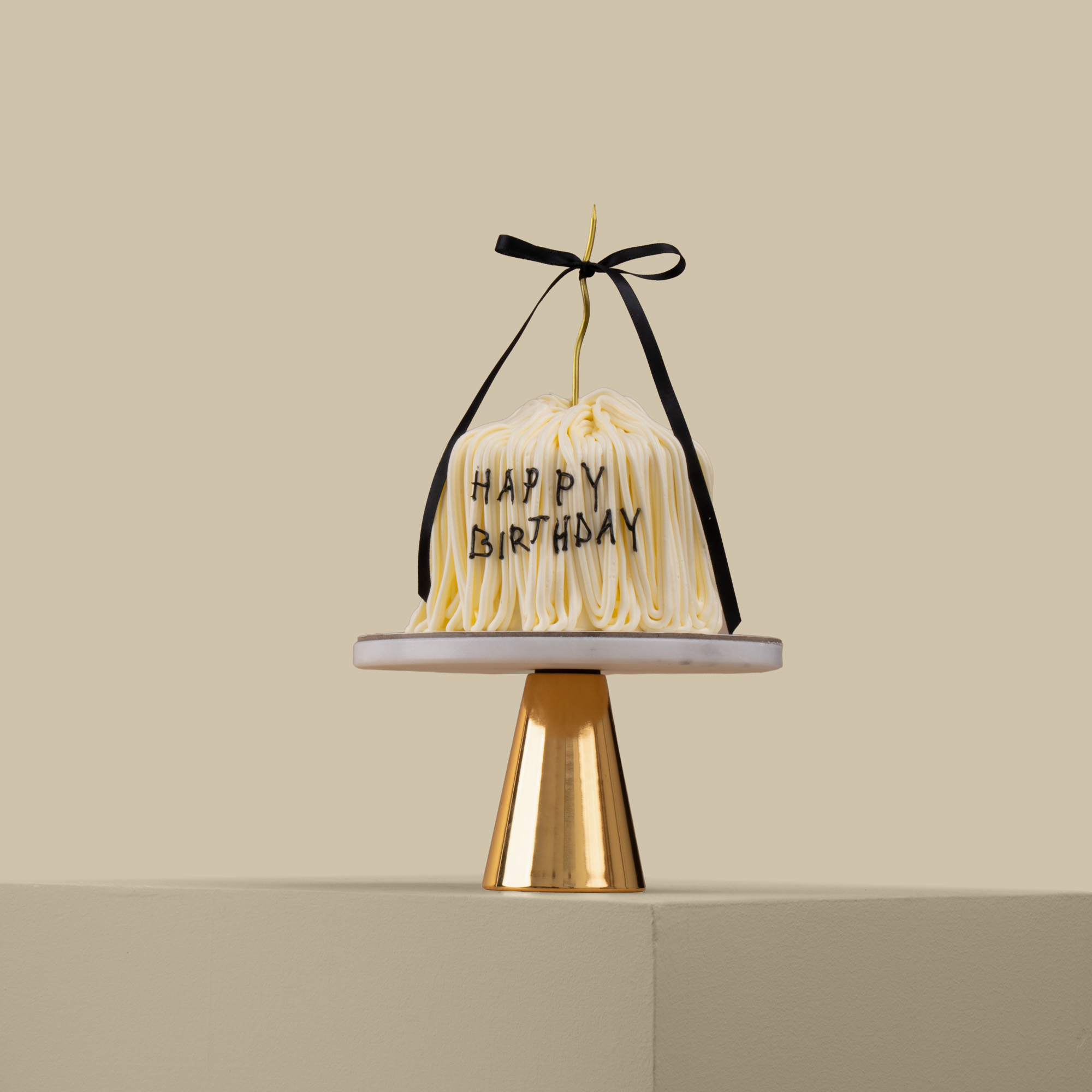 Sweet Atelier | Black & White Birthday Cake | Purity Vase Sweet Atelier | Black & White Birthday Cake | Purity Vase