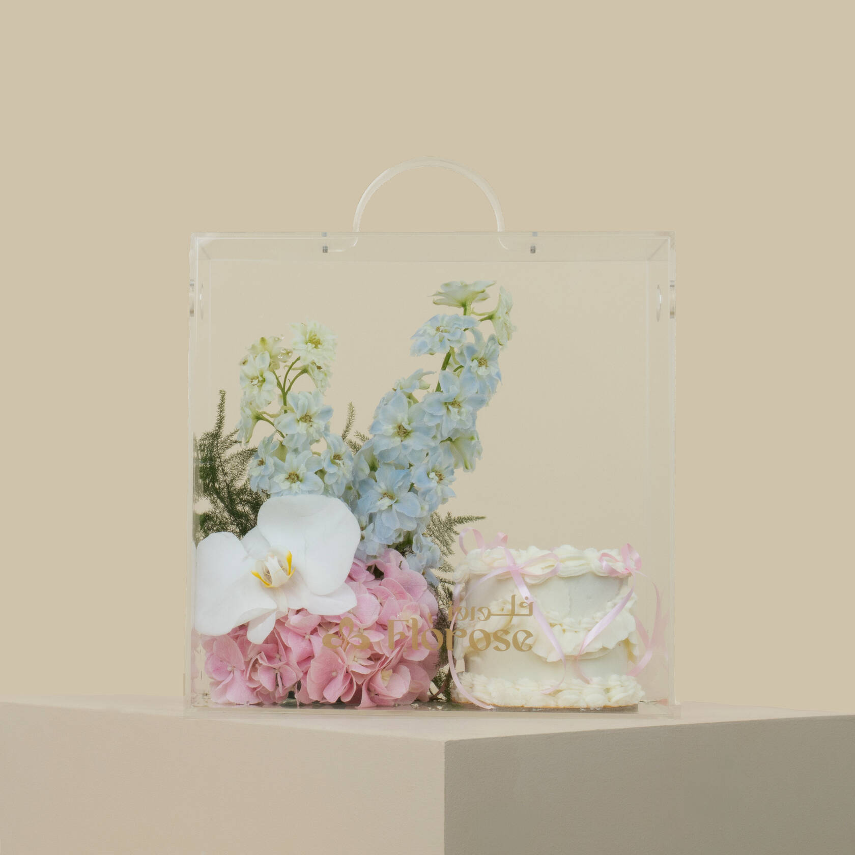 Helen Vionka Cake | Spring Breeze Acrylic Box Helen Vionka Cake | Spring Breeze Acrylic Box