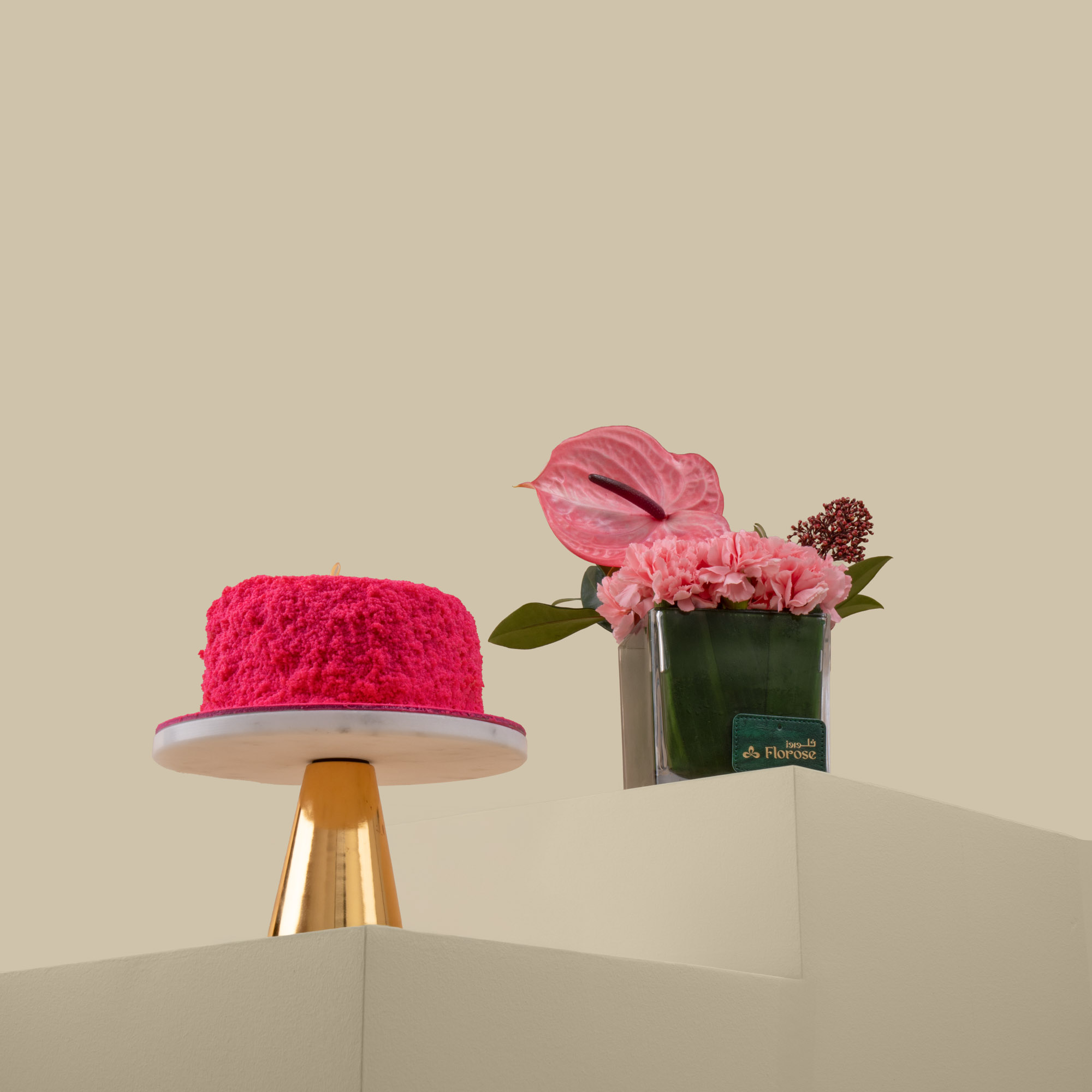 Sweet Atelier | Love Small Cake | Pink Grace Vase Sweet Atelier | Love Small Cake | Pink Grace Vase