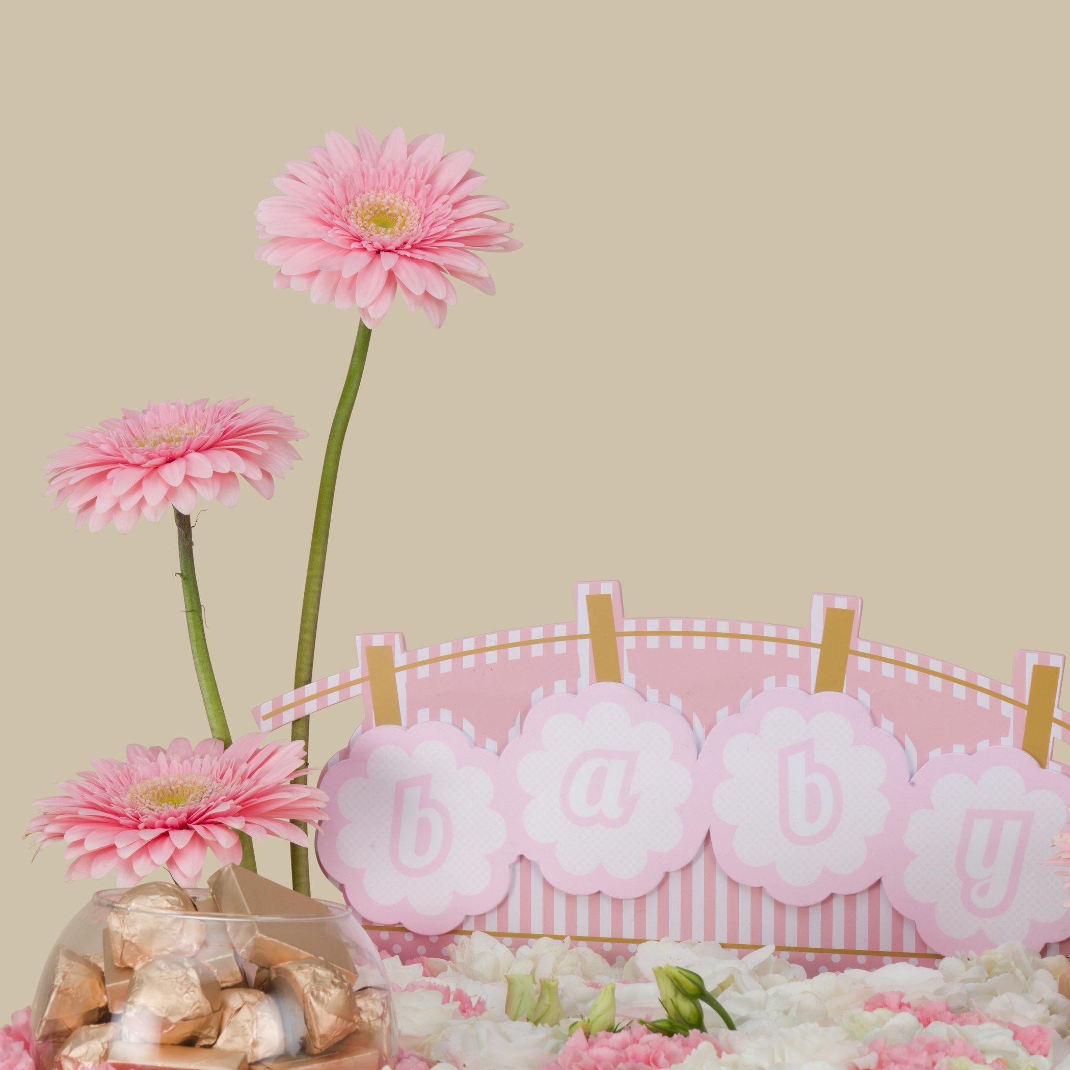 Patchi Chocolate | Dreamy Rose Tray Patchi Chocolate | Dreamy Rose Tray