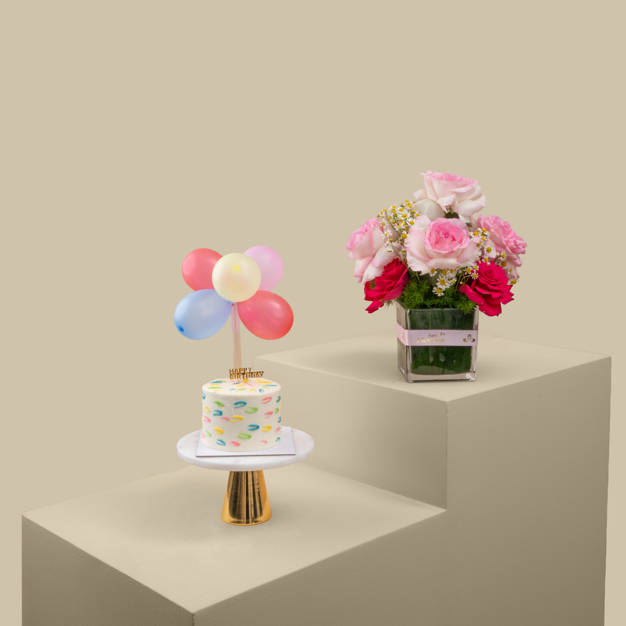 Sweet Atelier | Birthday Small Cake | Pink Beauty Vase Sweet Atelier | Birthday Small Cake | Pink Beauty Vase