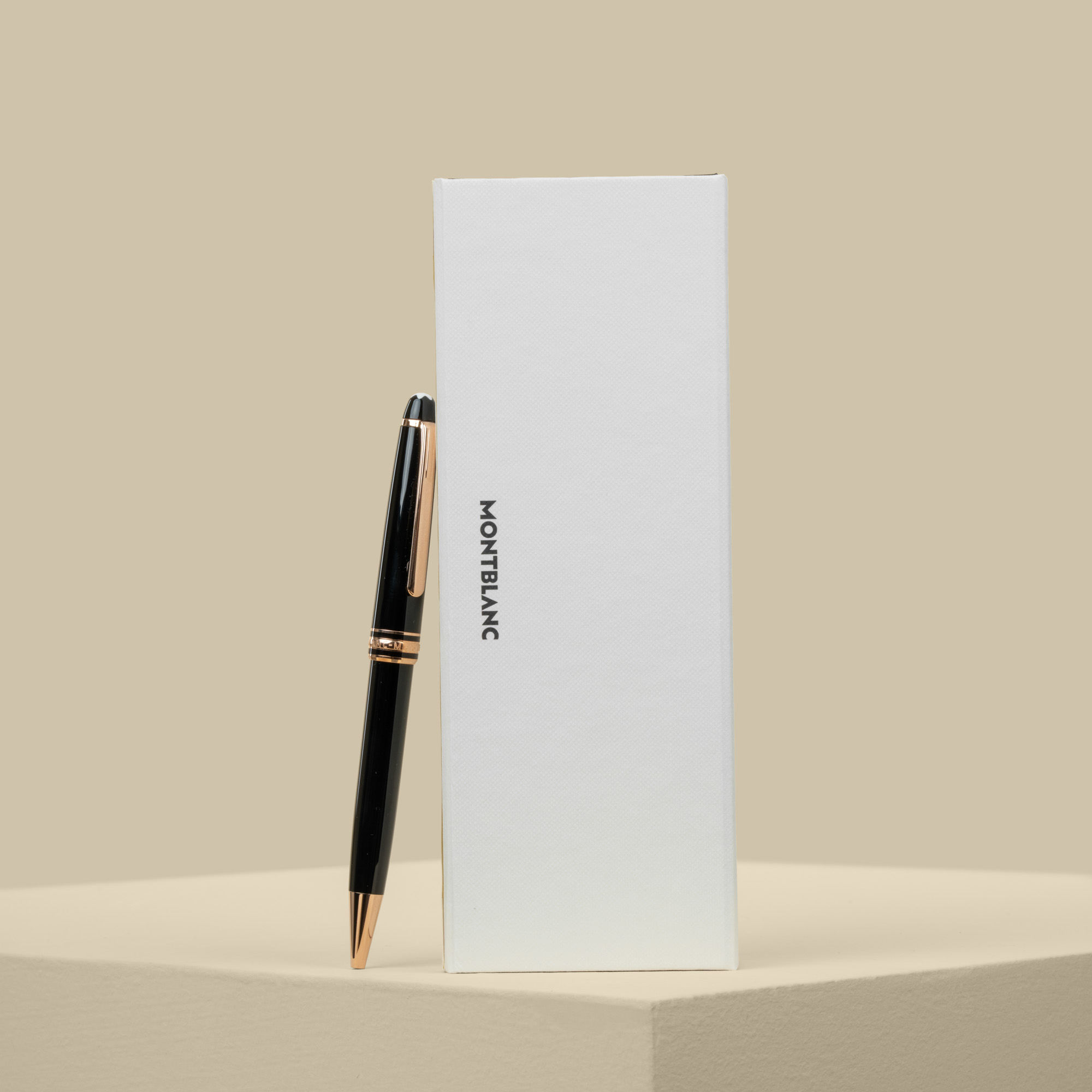 Montblanc Meisterstück Classique Pen Rose Gold Coated Montblanc Meisterstück Classique Pen Rose Gold Coated