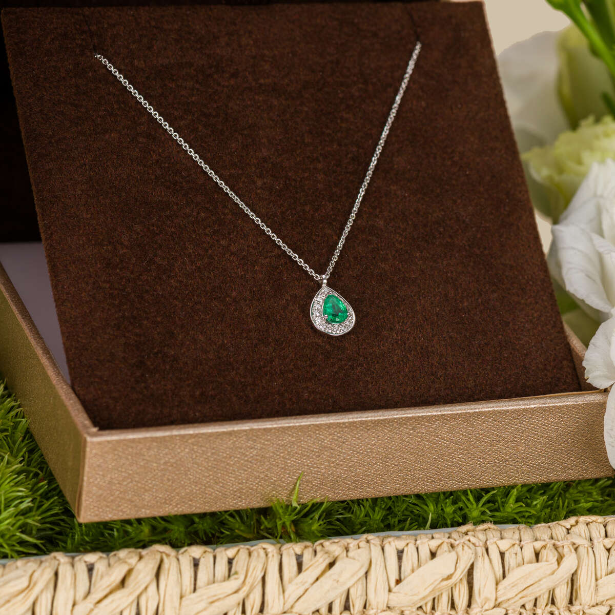 Kooheji Radiance Necklace | Life's Aroma Basket Kooheji Radiance Necklace | Life's Aroma Basket