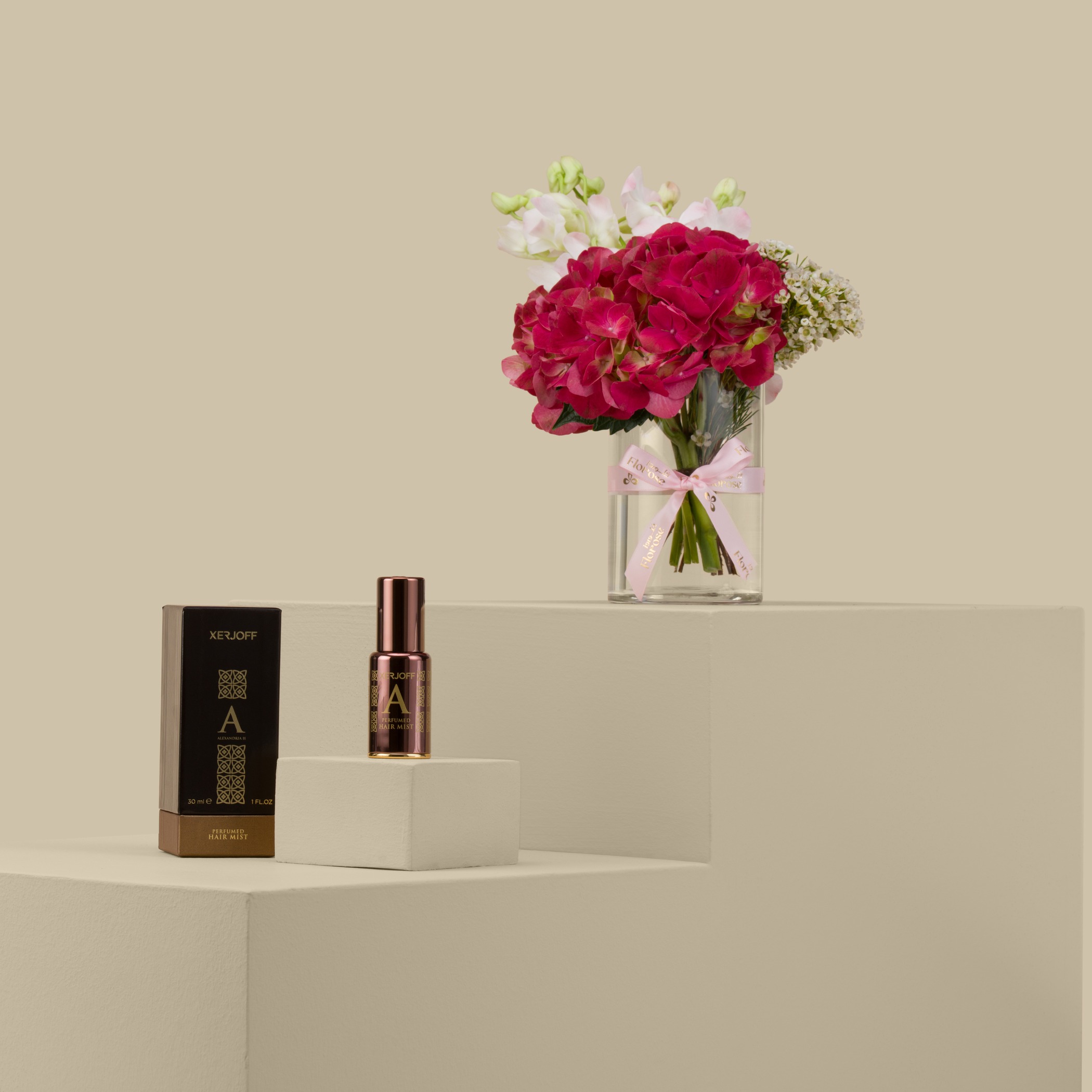 عطر شعر اليكساندريا زيرجوف | مزهرية عبق الشغف عطر شعر اليكساندريا زيرجوف | مزهرية عبق الشغف