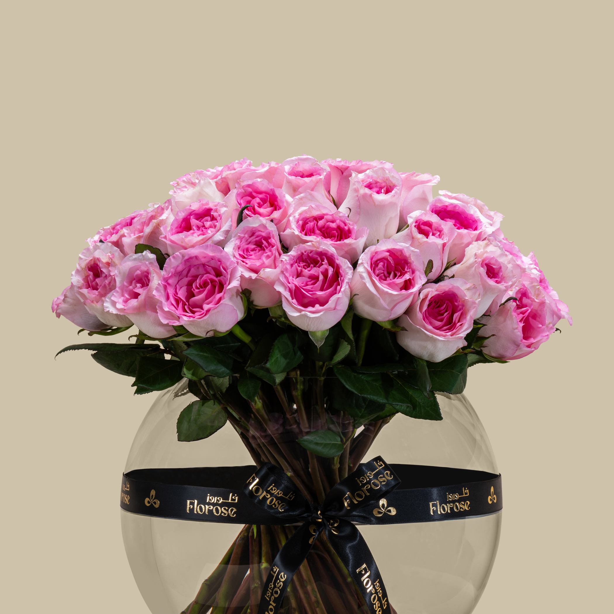 Striking Rose Vase Pink | 50 Flowers Striking Rose Vase Pink | 50 Flowers