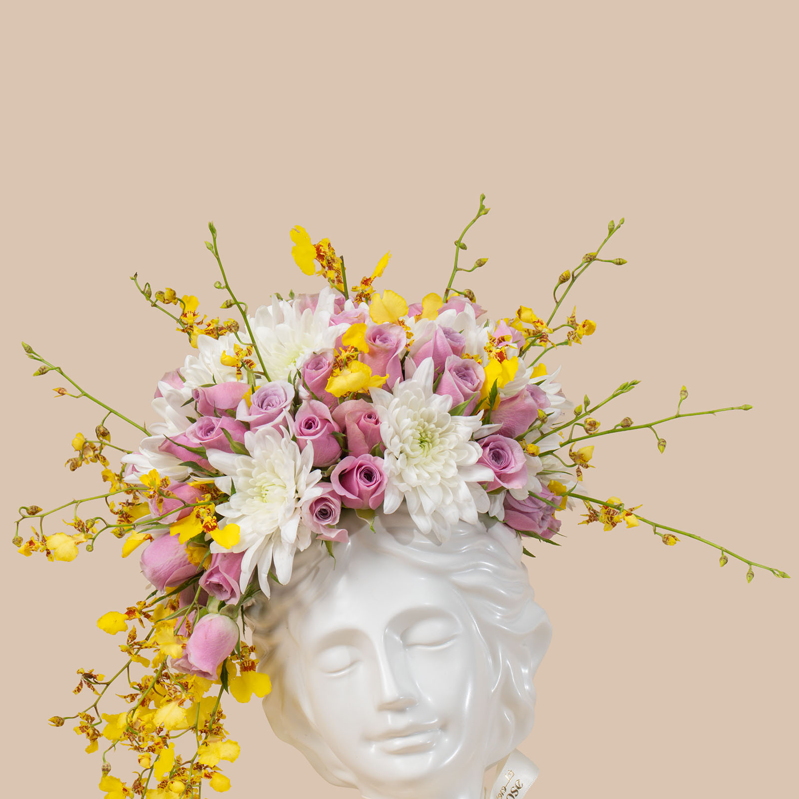 Coraline Sculpture Vase Coraline Sculpture Vase