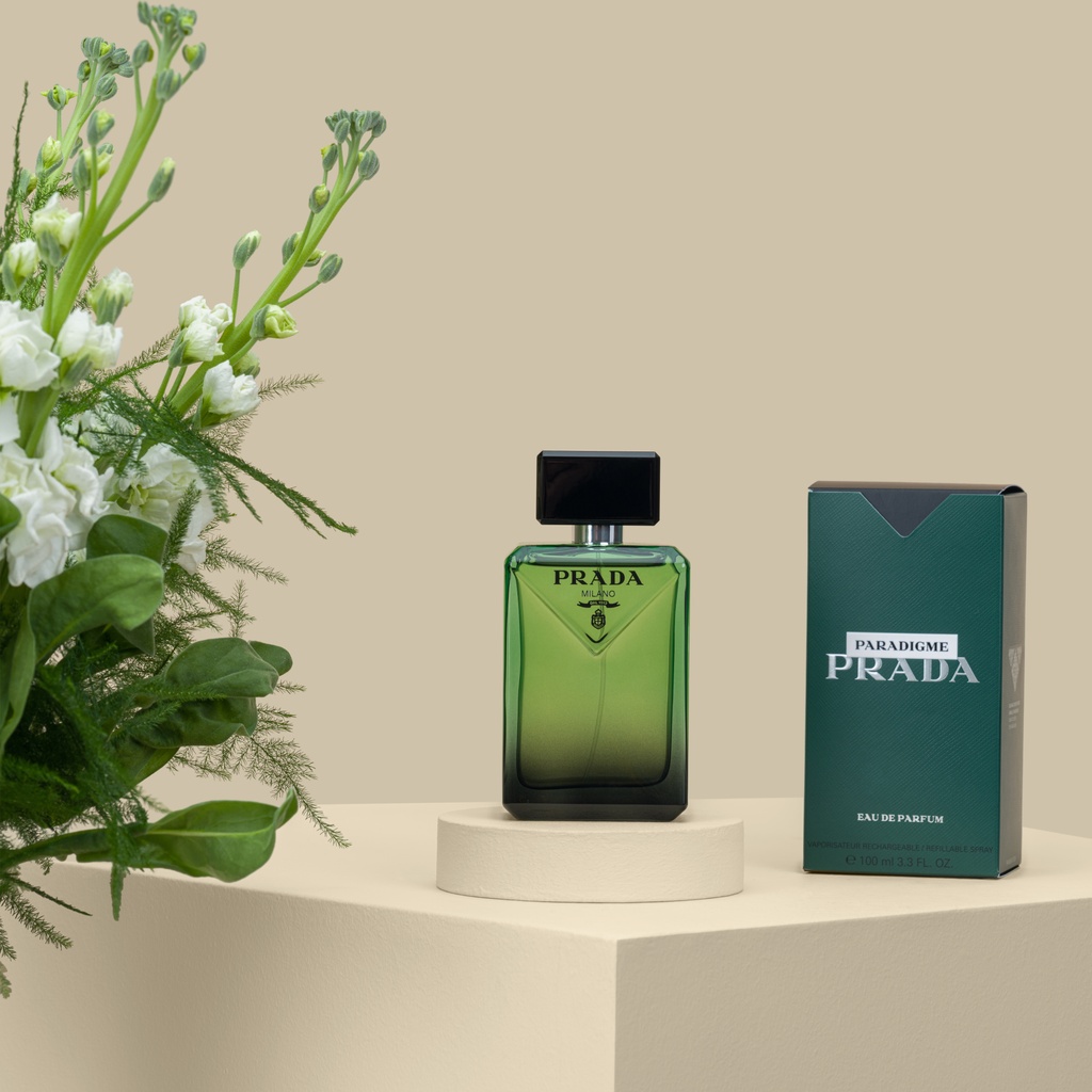 Prada Paradigme Eau De Parfum | White Matthiola Vase Prada Paradigme Eau De Parfum | White Matthiola Vase