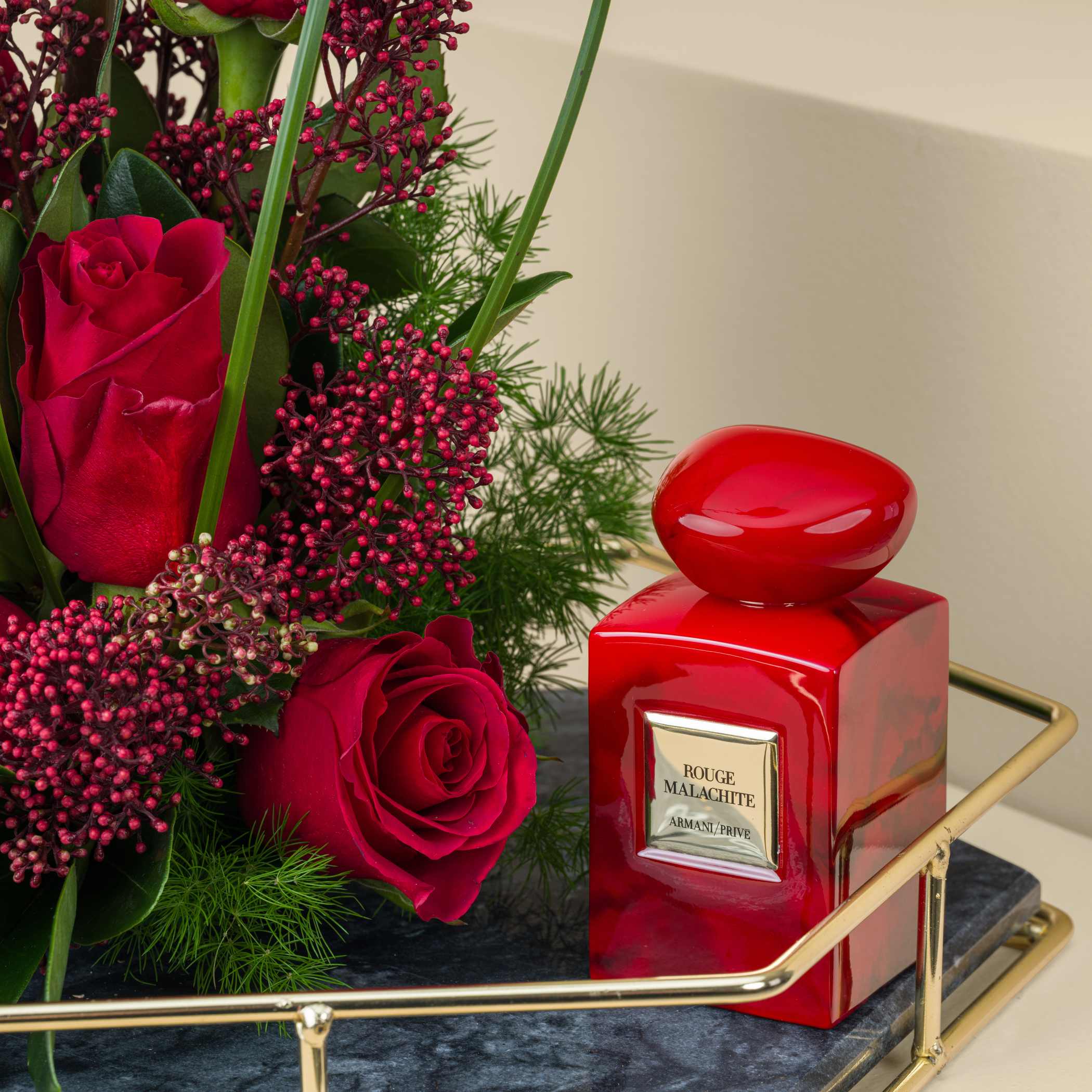 عطر روج مالاكيت جورجيو أرماني | تنسيق المخمل الأحمر عطر روج مالاكيت جورجيو أرماني | تنسيق المخمل الأحمر