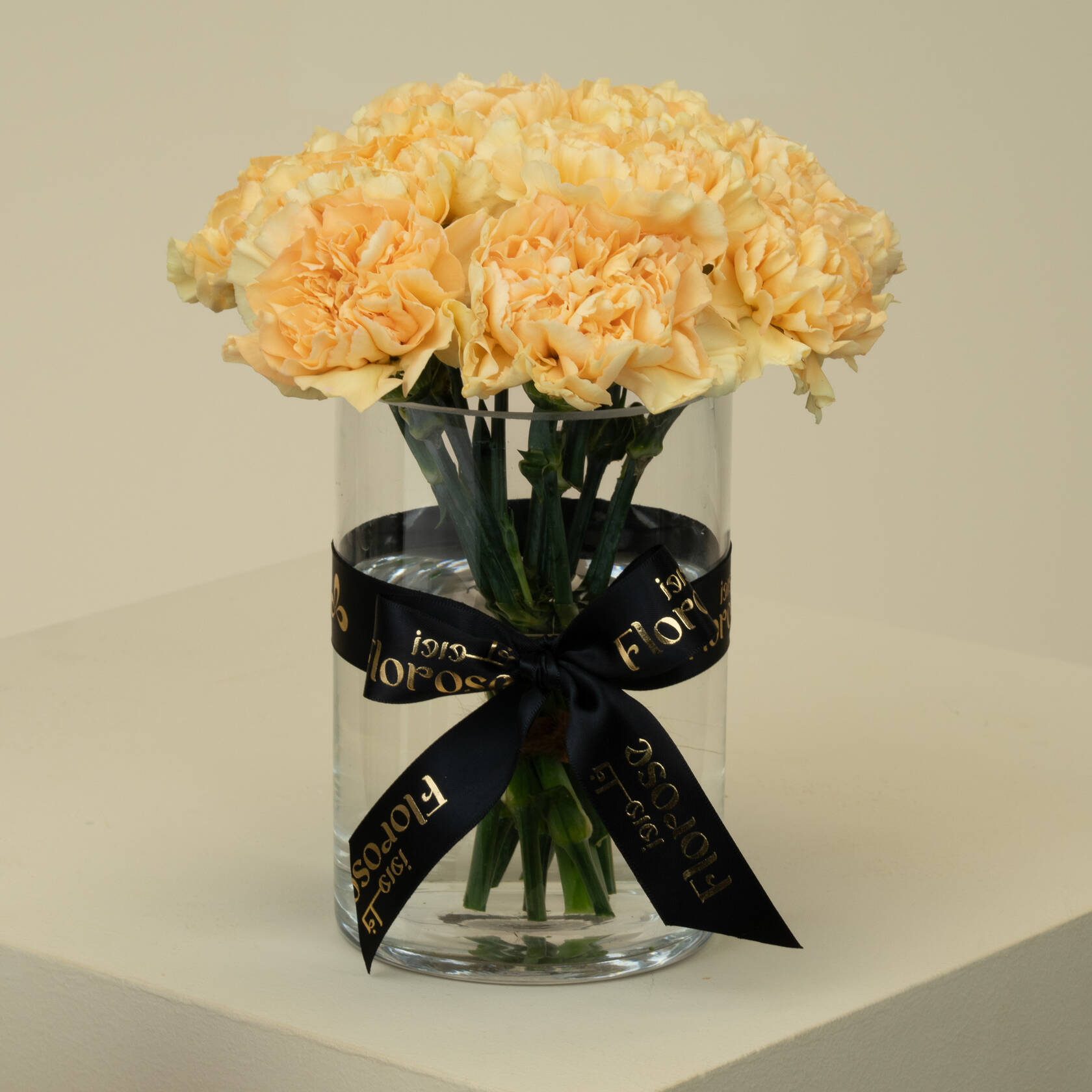 Le Vestiaire Des Parfums Eau De Parfum Velor | Peach Carnation Vase Le Vestiaire Des Parfums Eau De Parfum Velor | Peach Carnation Vase