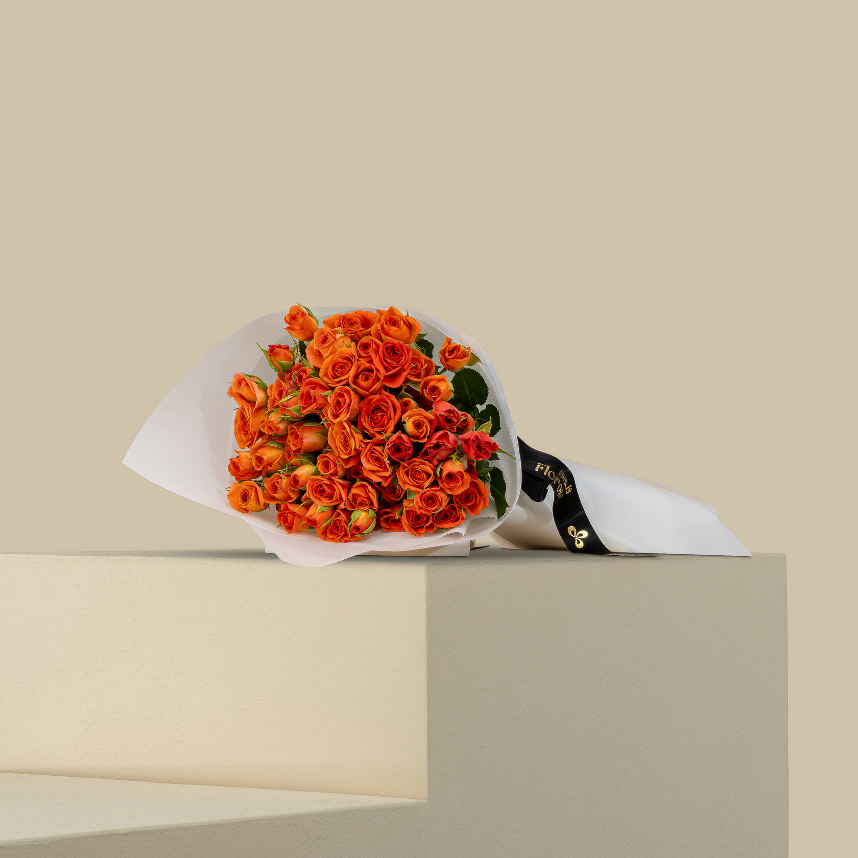 Fascinating Spray Rose Bouquet Orange | 15 Flowers Fascinating Spray Rose Bouquet Orange | 15 Flowers