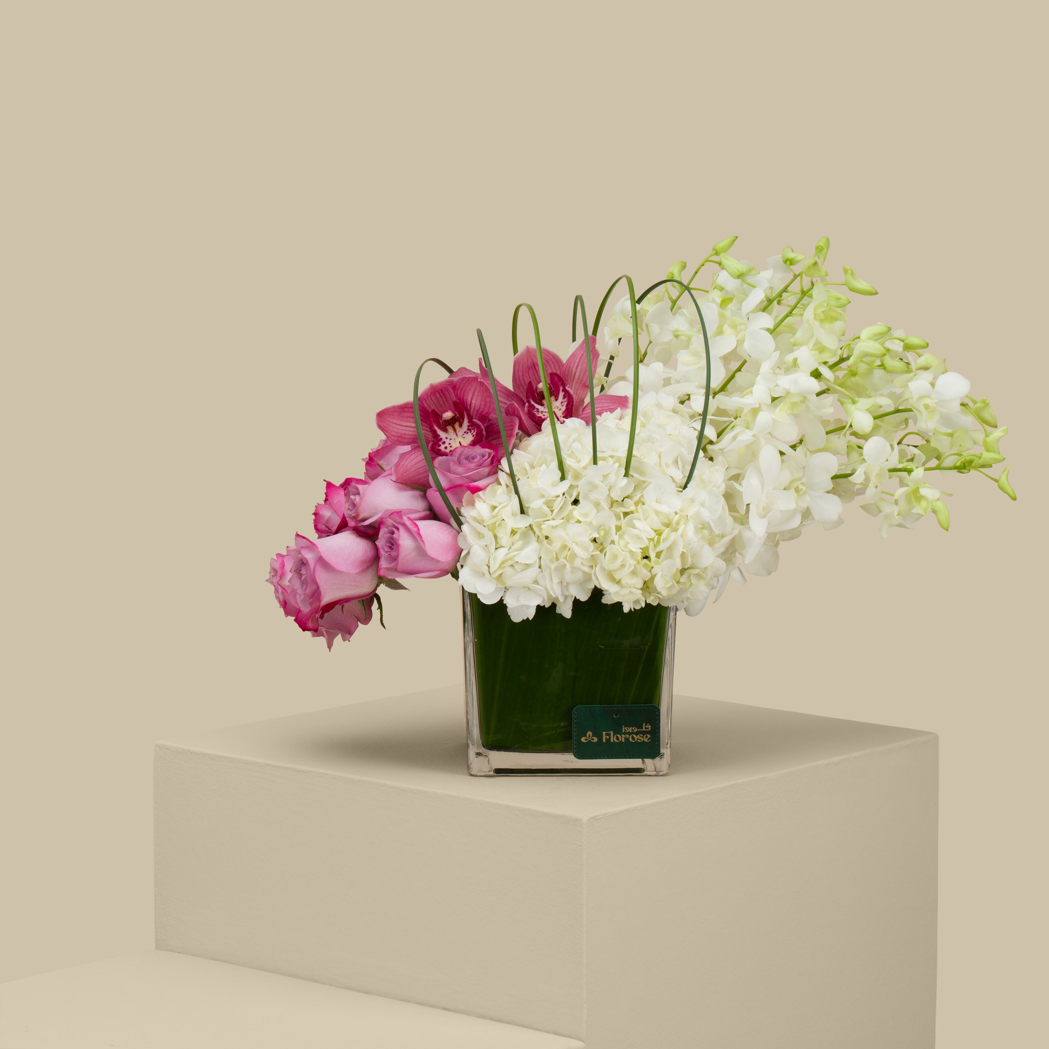 Petal Softness Square Vase Petal Softness Square Vase