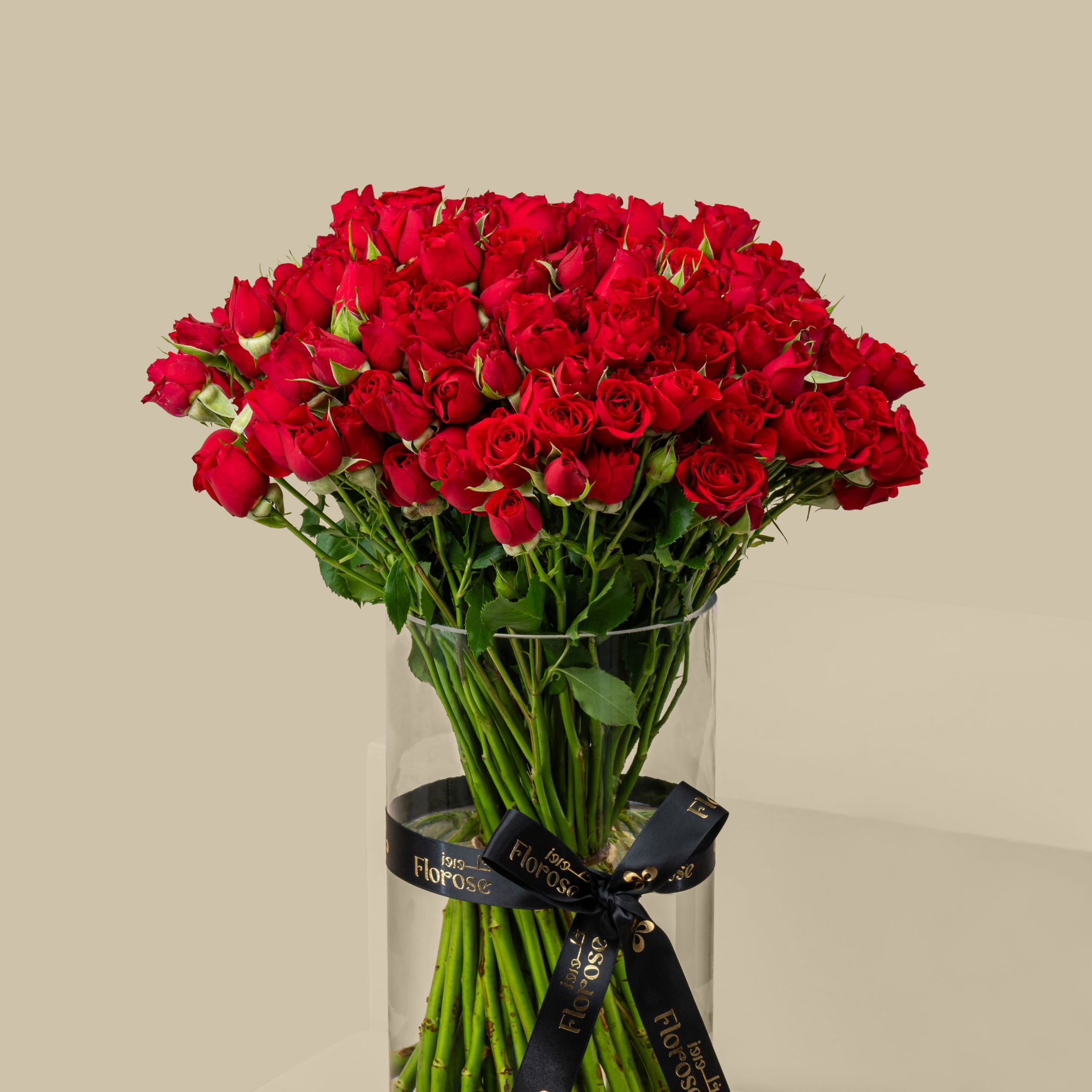 Inspiring Spray Rose Vase Red | 50 Flowers Inspiring Spray Rose Vase Red | 50 Flowers